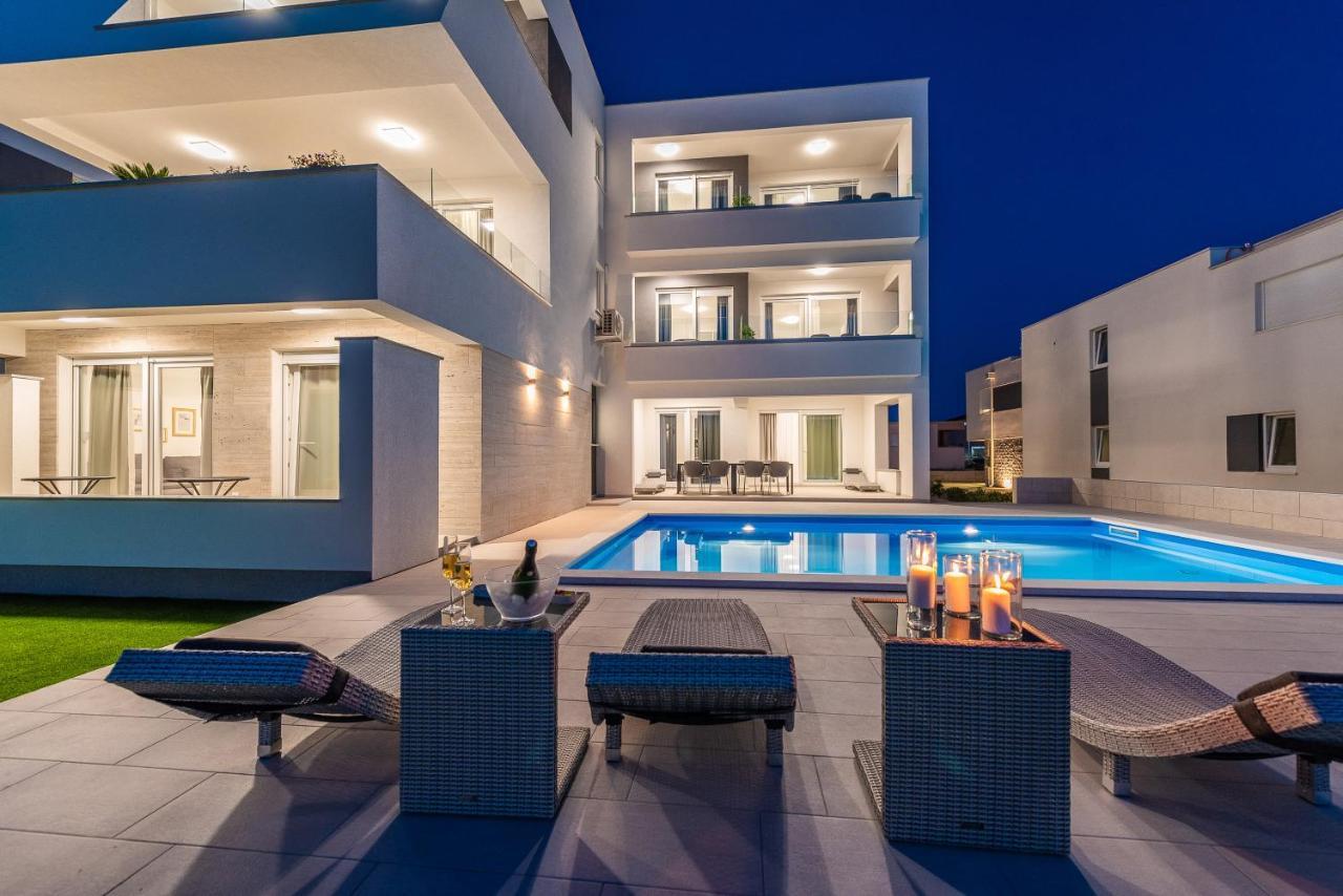Apartments & Rooms Pool Villas Maris Novalja Exterior foto