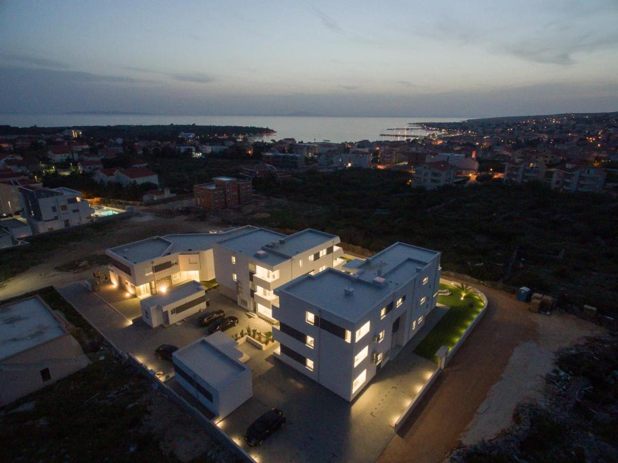 Apartments & Rooms Pool Villas Maris Novalja Exterior foto