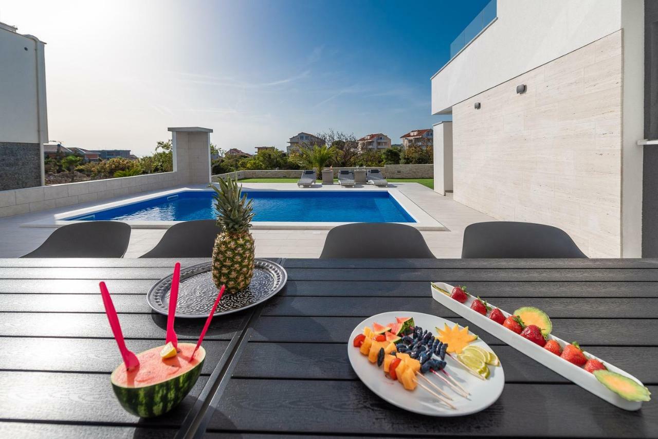 Apartments & Rooms Pool Villas Maris Novalja Exterior foto
