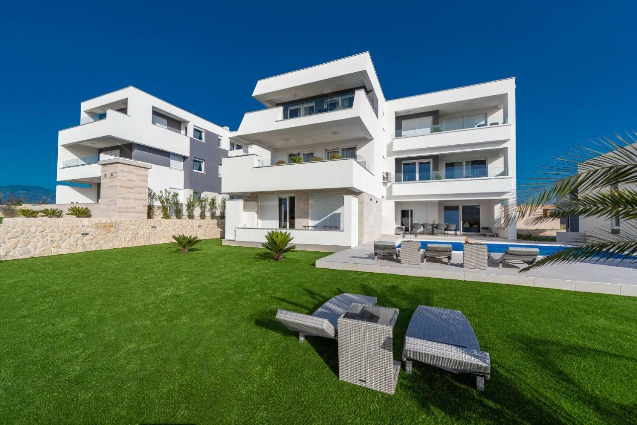 Apartments & Rooms Pool Villas Maris Novalja Exterior foto