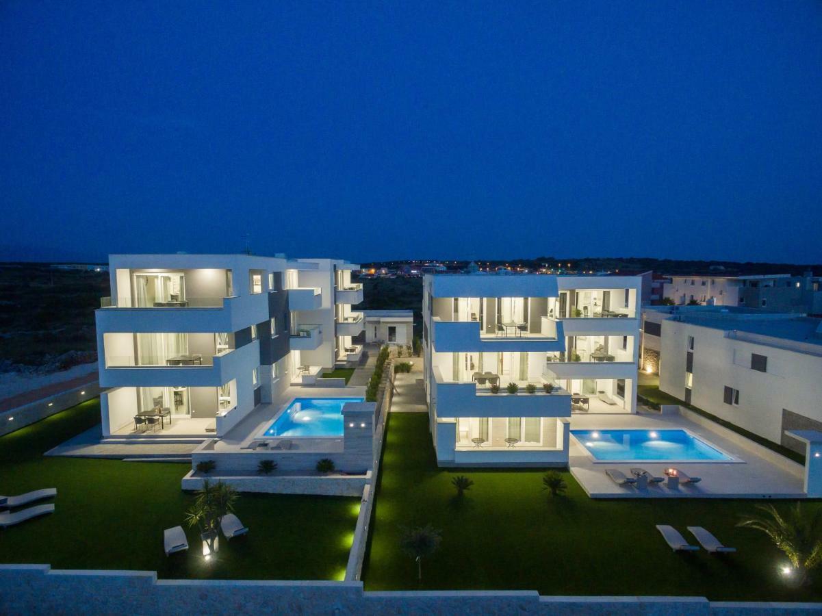 Apartments & Rooms Pool Villas Maris Novalja Exterior foto